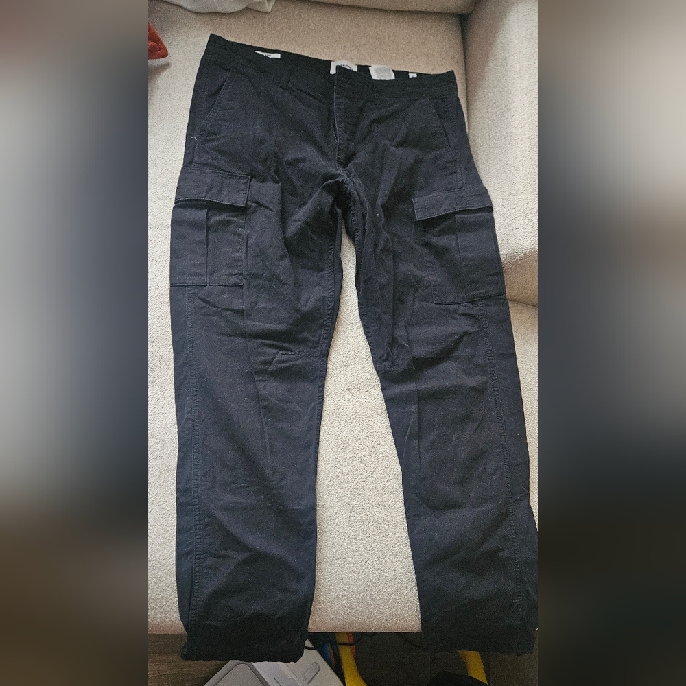 Men's Black Cargo Pants - Comfortable Utility Style